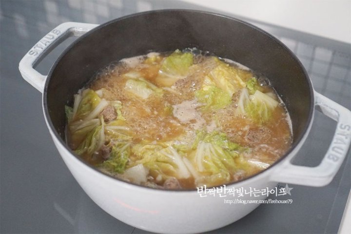 먹을수록 구수한 배추된장국 레시피 3인분 30분 완성 평점 4.7점(81) 레시피 이미지 - 10