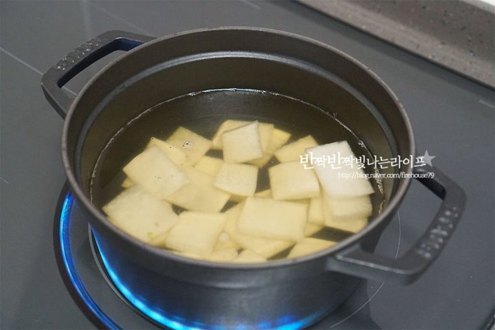 시원한 제철 꽃게탕 레시피 5인분 1시간 완성 평점 4.8점(64) 레시피 이미지 - 9