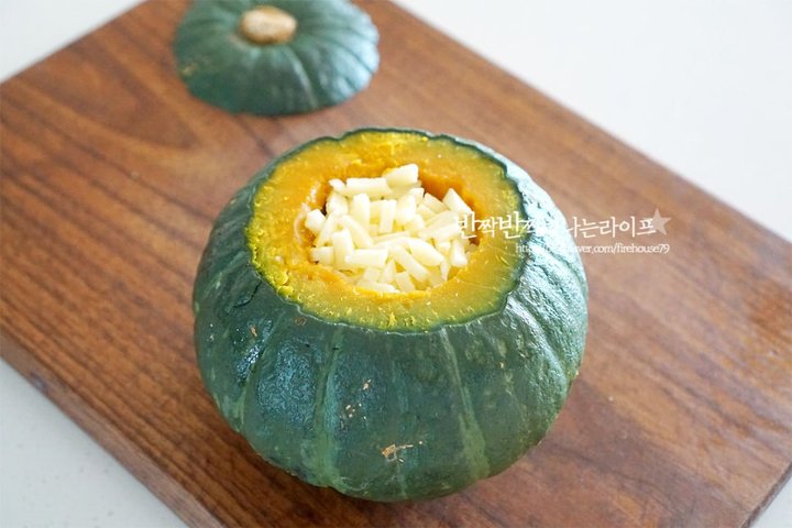 훈제향 가득 쫄깃한 훈제오리단호박찜 레시피 3인분 45분 완성 평점 4.7점(97) 레시피 이미지 - 10