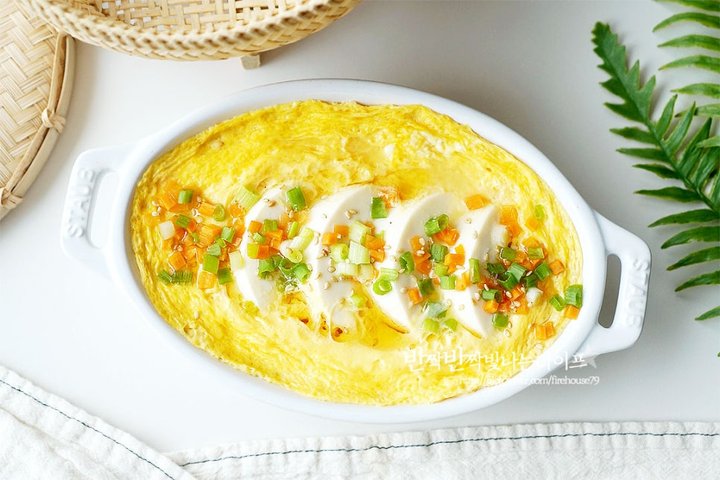부드러운 순두부 계란찜 달걀찜 레시피 2인분 20분 완성 평점 5.0점(54) 레시피 이미지 - 1