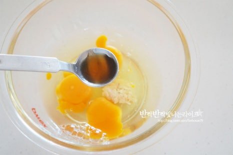 부드러운 순두부 계란찜 달걀찜 레시피 2인분 20분 완성 평점 5.0점(54) 레시피 이미지 - 6