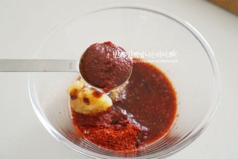 쫄깃하고 매콤한 오리주물럭 레시피 4인분 35분 완성 평점 4.9점(33) 레시피 이미지 - 3