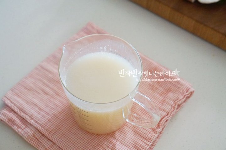 얼큰 만두전골 김치만두전골 레시피 3인분 30분 완성 평점 4.9점(45) 레시피 이미지 - 4