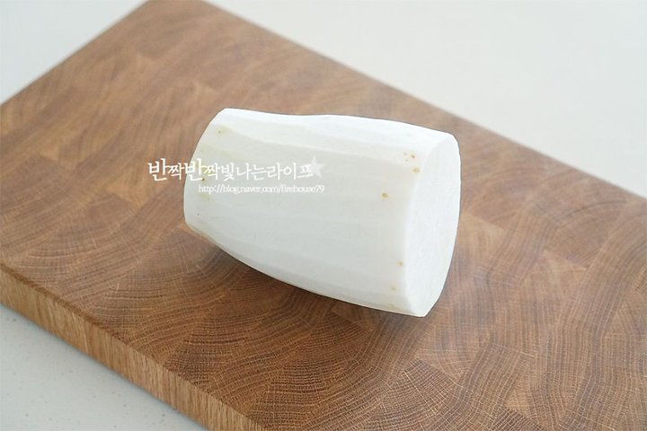 매콤새콤 편스토랑 류수영 무생채 레시피 2인분 20분 완성 평점 5.0점(16) 레시피 이미지 - 2