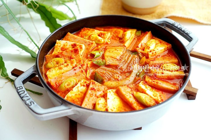 매콤 칼칼한 스팸찌개 레시피 3인분 30분 완성 평점 4.8점(73) 레시피 이미지 - 12
