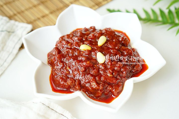 매콤 달콤한 양념인 약고추장 레시피 4인분 30분 완성 평점 4.9점(65) 레시피 이미지 - 11