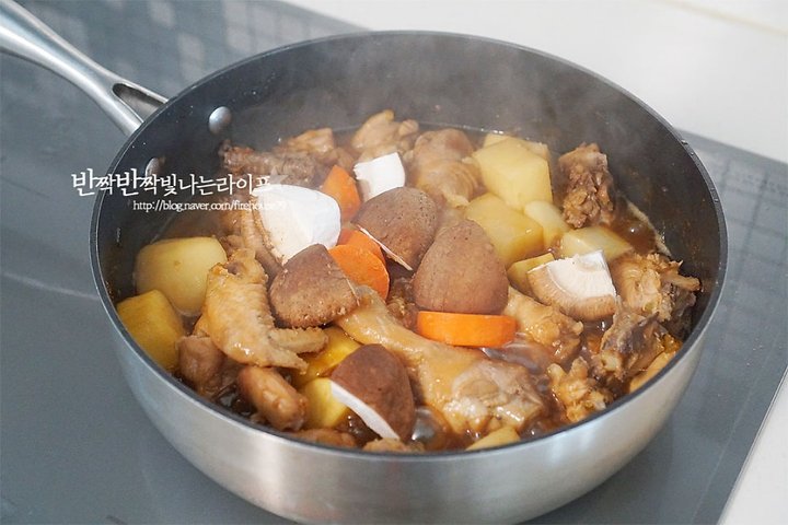 단짠단짠 백종원 간장찜닭 안동찜닭 레시피 3인분 1시간 완성 평점 5.0점(20) 레시피 이미지 - 6