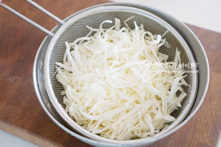 은은한 단맛과 아삭한 식감의 당근라페 레시피 2인분 30분 완성 평점 5.0점(87) 레시피 이미지 - 5