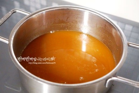 은은한 단맛의 따뜻한 생강청 레시피 5인분 1시간 45분 완성 평점 4.9점(76) 레시피 이미지 - 13