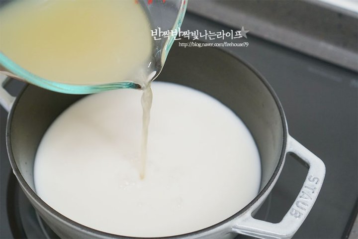 구수한 순대국 순대국밥 레시피 4인분 1시간 30분 완성 평점 4.9점(14) 레시피 이미지 - 8