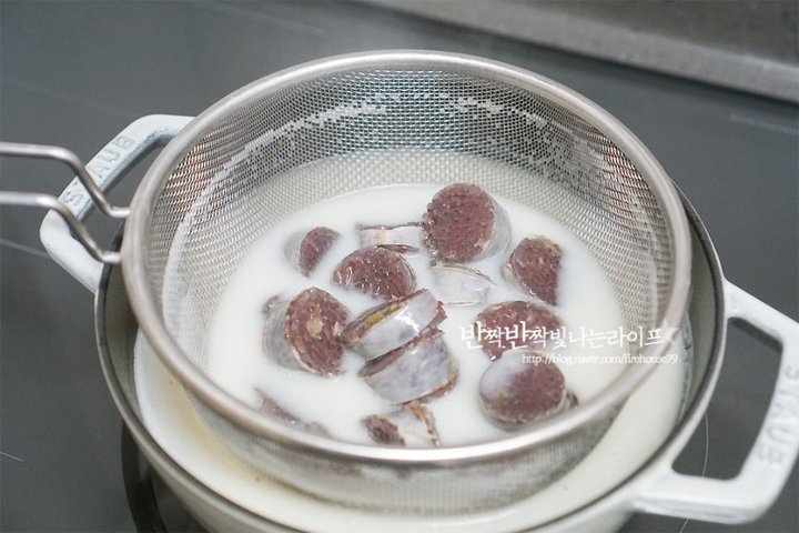구수한 순대국 순대국밥 레시피 4인분 1시간 30분 완성 평점 4.9점(14) 레시피 이미지 - 10