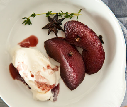 달콤함과 깊은 향의 와인에 포치한 배와 아이스크림 레시피 2인분 20분 완성 평점 4.9점(79) 레시피 이미지 - 3