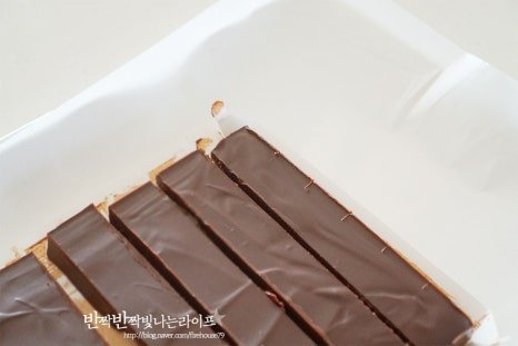 달콤하게 사르르 녹는 파베초콜릿 레시피 2인분 2시간 20분 완성 평점 4.8점(75) 레시피 이미지 - 9
