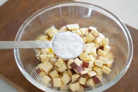 달콤한 고구마쿠키 레시피 1인분 30분 완성 평점 4.7점(67) 레시피 이미지 - 4