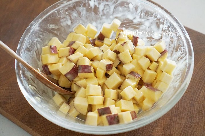 달콤한 고구마쿠키 레시피 1인분 30분 완성 평점 4.7점(67) 레시피 이미지 - 5