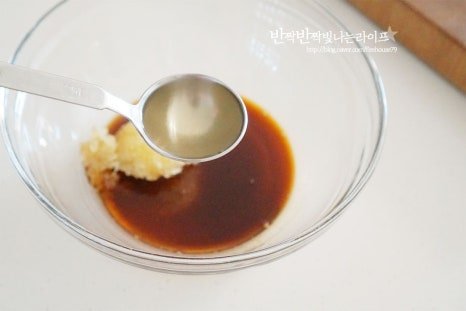은은한 단맛의 뜨끈한 불고기전골 레시피 3인분 1시간 완성 평점 4.7점(87) 레시피 이미지 - 3
