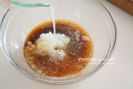 은은한 단맛의 뜨끈한 불고기전골 레시피 3인분 1시간 완성 평점 4.7점(87) 레시피 이미지 - 4