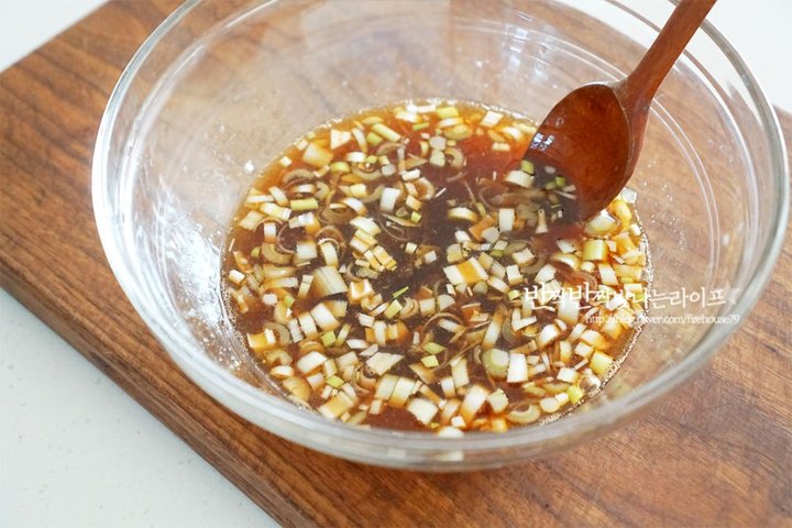 달달하고 짭조름한 뚝배기 불고기 레시피  2인분 1시간 완성 평점 4.7점(67) 레시피 이미지 - 3