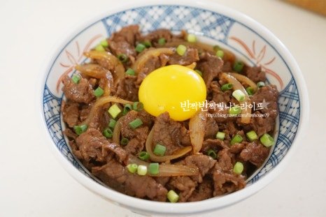 달콤 짭조름한 규동 레시피 2인분 20분 완성 평점 4.9점(40) 레시피 이미지 - 9