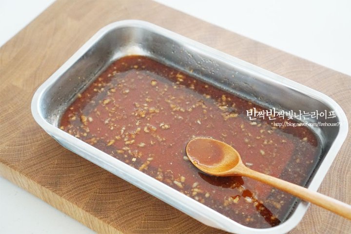 달콤 짭조름 쪽갈비구이 레시피 4인분 1시간 10분 완성 평점 4.8점(16) 레시피 이미지 - 9