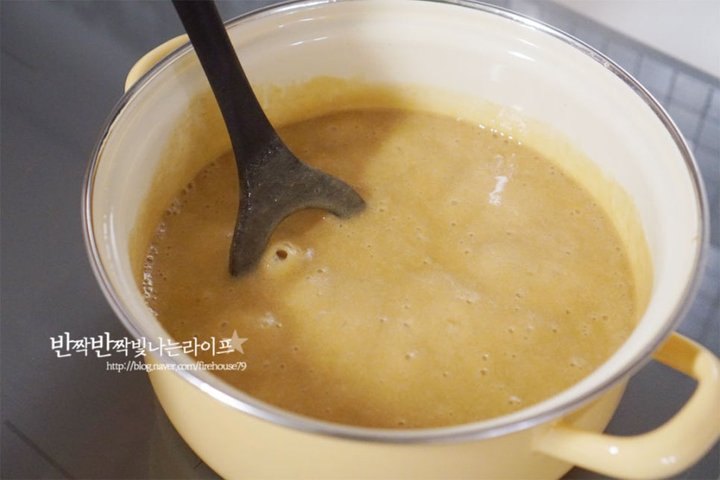 달달한 제철 밤라떼 레시피 3인분 55분 완성 평점 4.8점(28) 레시피 이미지 - 9