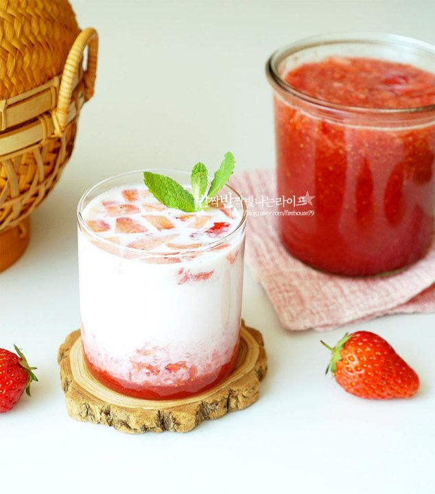아이들이 좋아하는 달콤상큼 딸기라떼 레시피 8인분 25분 완성 평점 4.9점(27) 레시피 이미지 - 1