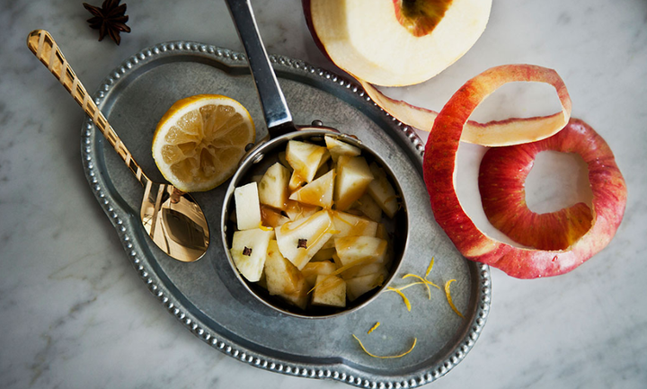 새콤달콤한 디저트인 캐러멜 잼에 녹아 든 사과 레시피 1인분 10분 완성 평점 4.8점(61) 레시피 이미지 - 1