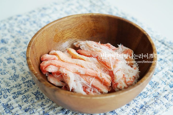 중화풍의 고슬고슬한 게살볶음밥 레시피 2인분 25분 완성 평점 5.0점(50) 레시피 이미지 - 4