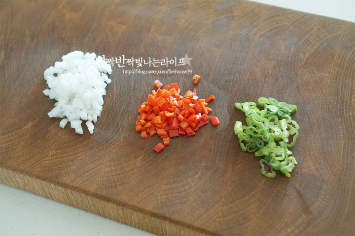 담백하고 쫀득한 식감의 아롱사태수육 레시피 4인분 2시간 완성 평점 4.8점(86) 레시피 이미지 - 8