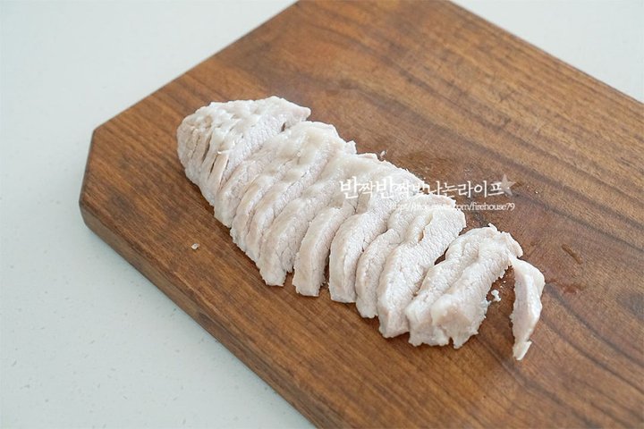 촉촉하고 부드러운 마늘보쌈 레시피 6인분 1시간 25분 완성 평점 4.7점(63) 레시피 이미지 - 11