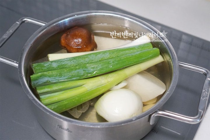 겨울 추위를 녹여줄 밀푀유 나베 레시피 2인분 1시간 완성 평점 5.0점(66) 레시피 이미지 - 3
