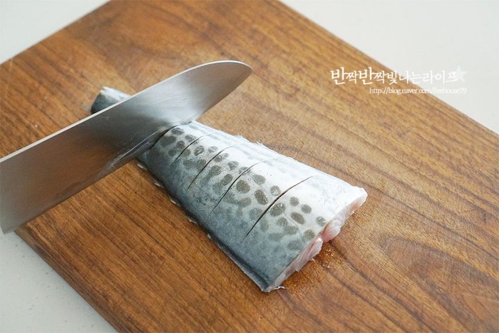 겨울 별미로 제철인 간장삼치조림 레시피 2인분 40분 완성 평점 4.7점(55) 레시피 이미지 - 3