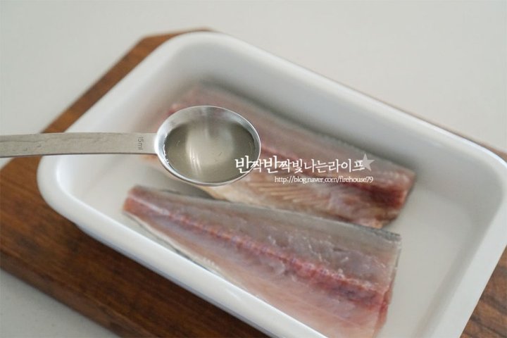 겨울 별미로 제철인 간장삼치조림 레시피 2인분 40분 완성 평점 4.7점(55) 레시피 이미지 - 4