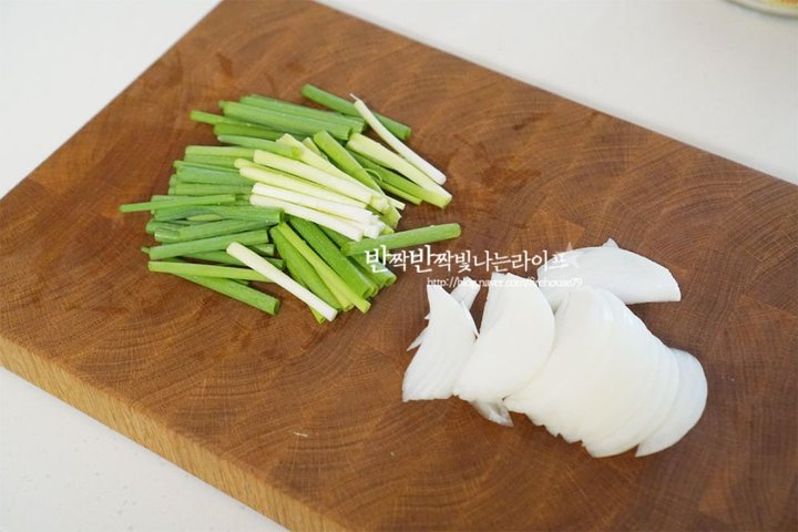 시원하고 아삭한 열무김치 레시피 4인분 30분 완성 평점 4.8점(41) 레시피 이미지 - 5