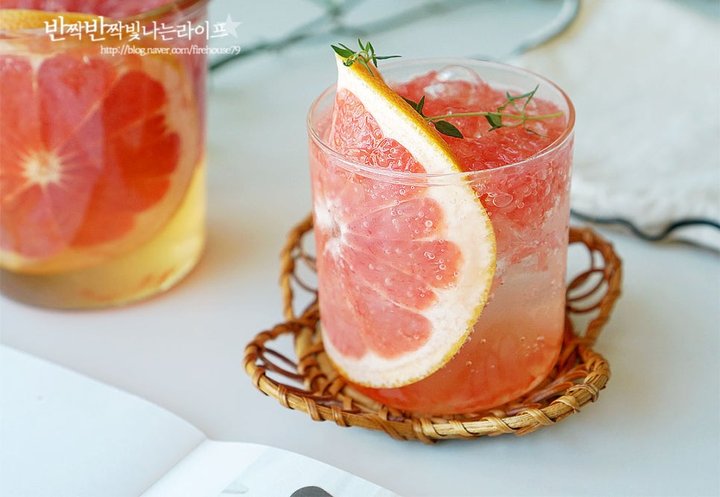 상큼 쌉쌀한 맛의 산뜻한 자몽청 레시피 2인분 25분 완성 평점 4.8점(43) 레시피 이미지 - 12