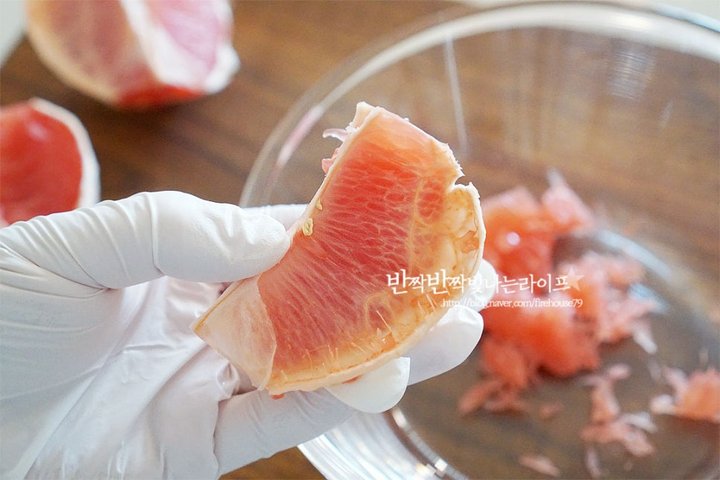 상큼 쌉쌀한 맛의 산뜻한 자몽청 레시피 2인분 25분 완성 평점 4.8점(43) 레시피 이미지 - 6