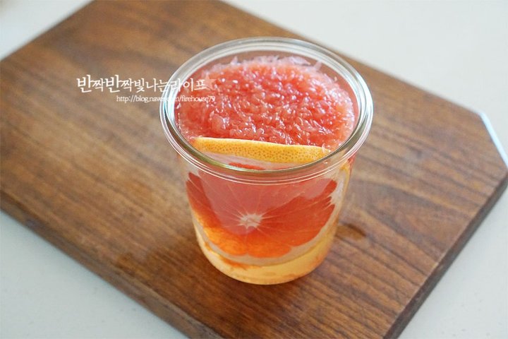 상큼 쌉쌀한 맛의 산뜻한 자몽청 레시피 2인분 25분 완성 평점 4.8점(43) 레시피 이미지 - 10