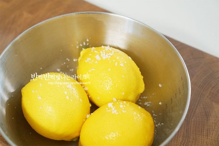 상큼한 맛과 향의 레몬청 레시피 4인분 40분 완성 평점 5.0점(91) 레시피 이미지 - 2