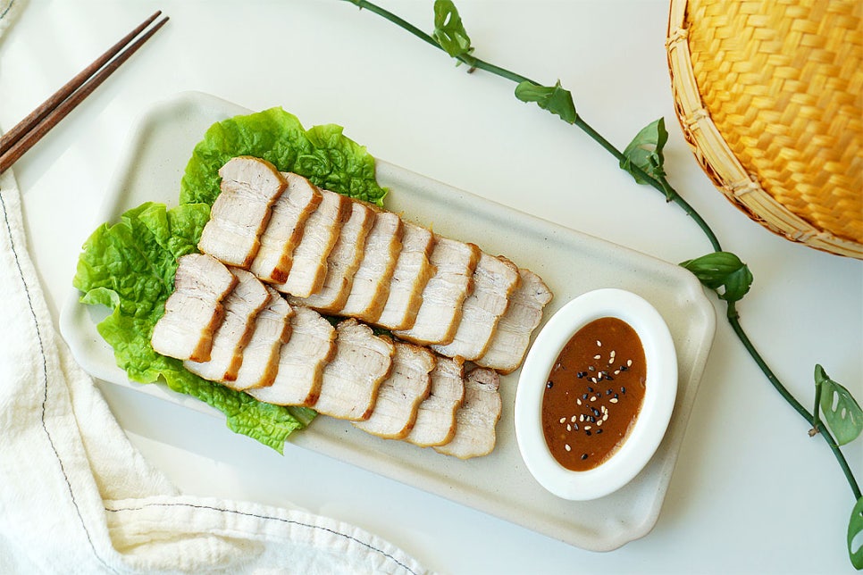 Delicious Boiled Pork Recipe Pyun Restaurant Myeong Se-bin Pork Belly Makgeolli Boiled Pork - News Directory 3